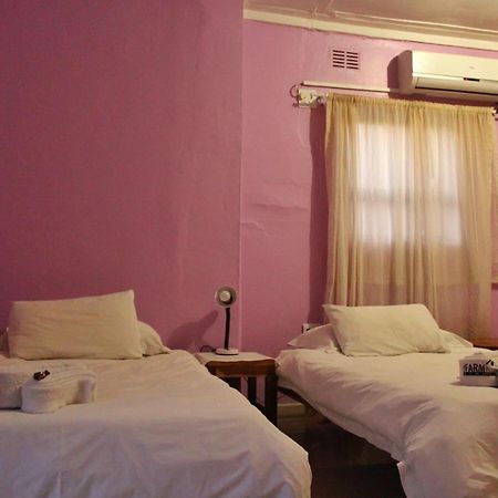The Farmhouse Boutique Guesthouse And Beergarden Cc Оучо Экстерьер фото